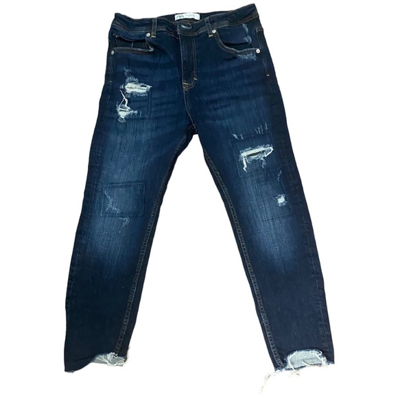 NWOT ZARA HI RISE SUPER STRETCHY DISTRESSED ANKLE JEANS W/RAW CHEWED HEM - Picture 6 of 14